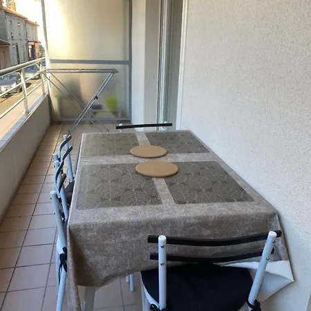 Parking Prive Gratuit, Balcon, 2 クレルモン・フェラン