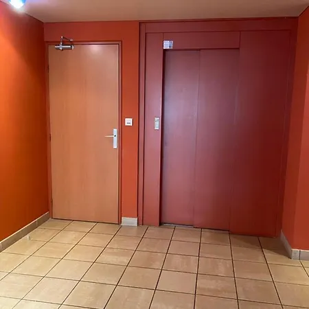 Parking Prive Gratuit, Balcon, 2 * Clermont-Ferrand