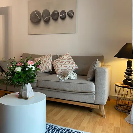 Parking Prive Gratuit, Balcon, 2