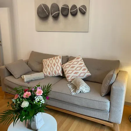 Апартаменты Parking Prive Gratuit, Balcon, 2