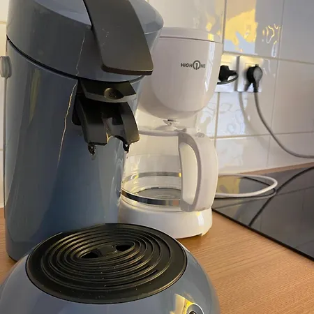 Parking Prive Gratuit, Balcon, 2