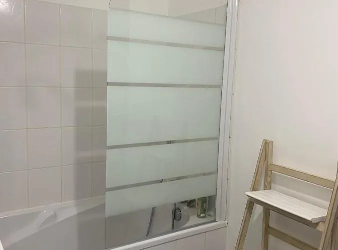 Parking Prive Gratuit, Balcon, 2 Apartment *