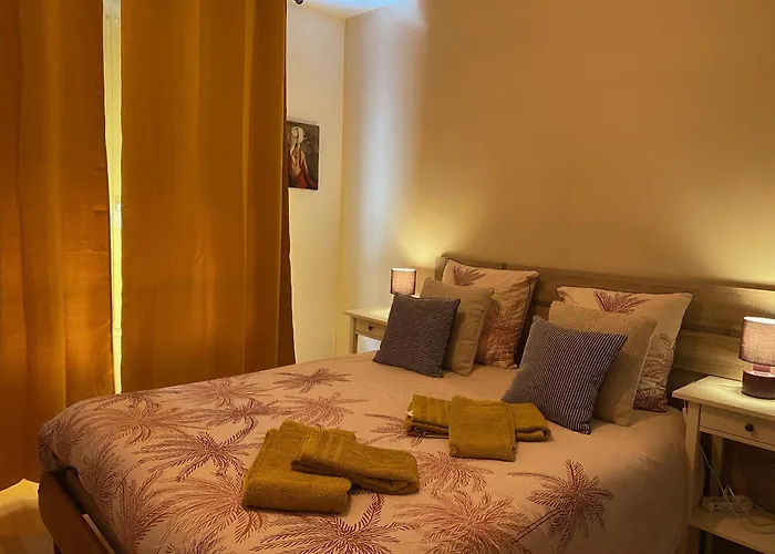 Apartment Parking Prive Gratuit, Balcon, 2 *