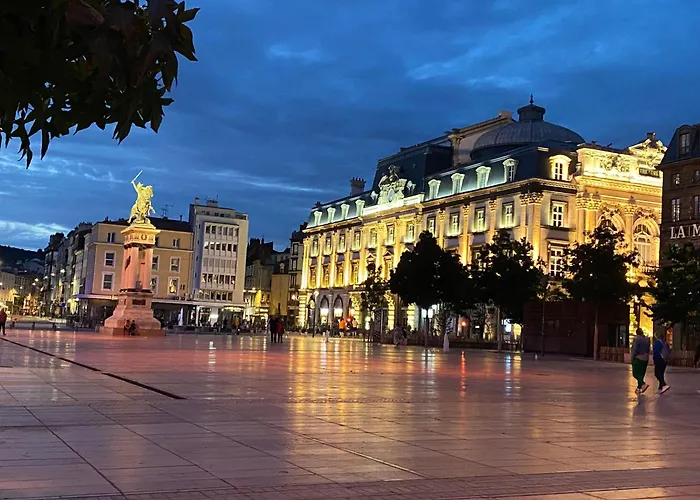 Parking Prive Gratuit, Balcon, 2