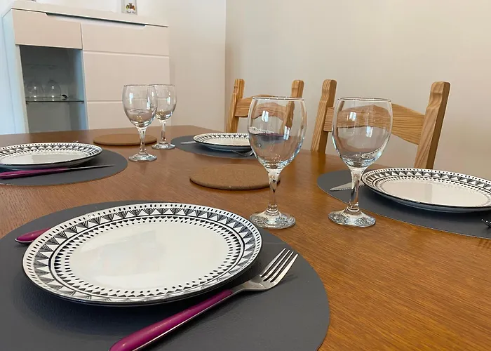 Apartment Parking Prive Gratuit, Balcon, 2 *